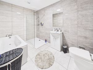 Photo 31- click for photo gallery